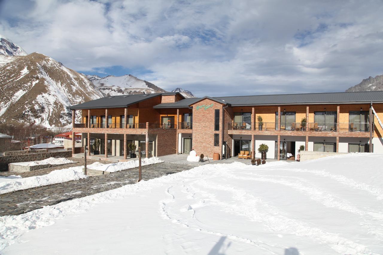 Green Sheep Boutique Hotel Stepantsminda Exterior photo